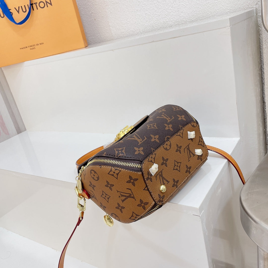 Exquisitos bolsos de piel-425