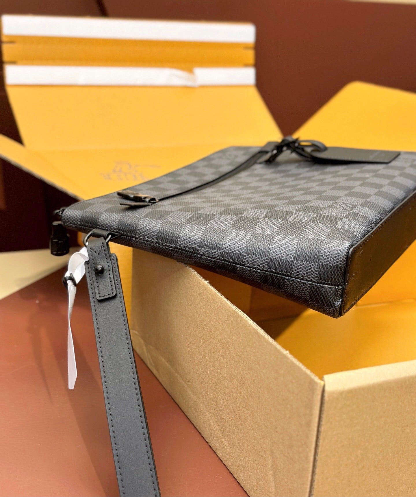 Exquisitos bolsos de piel-3