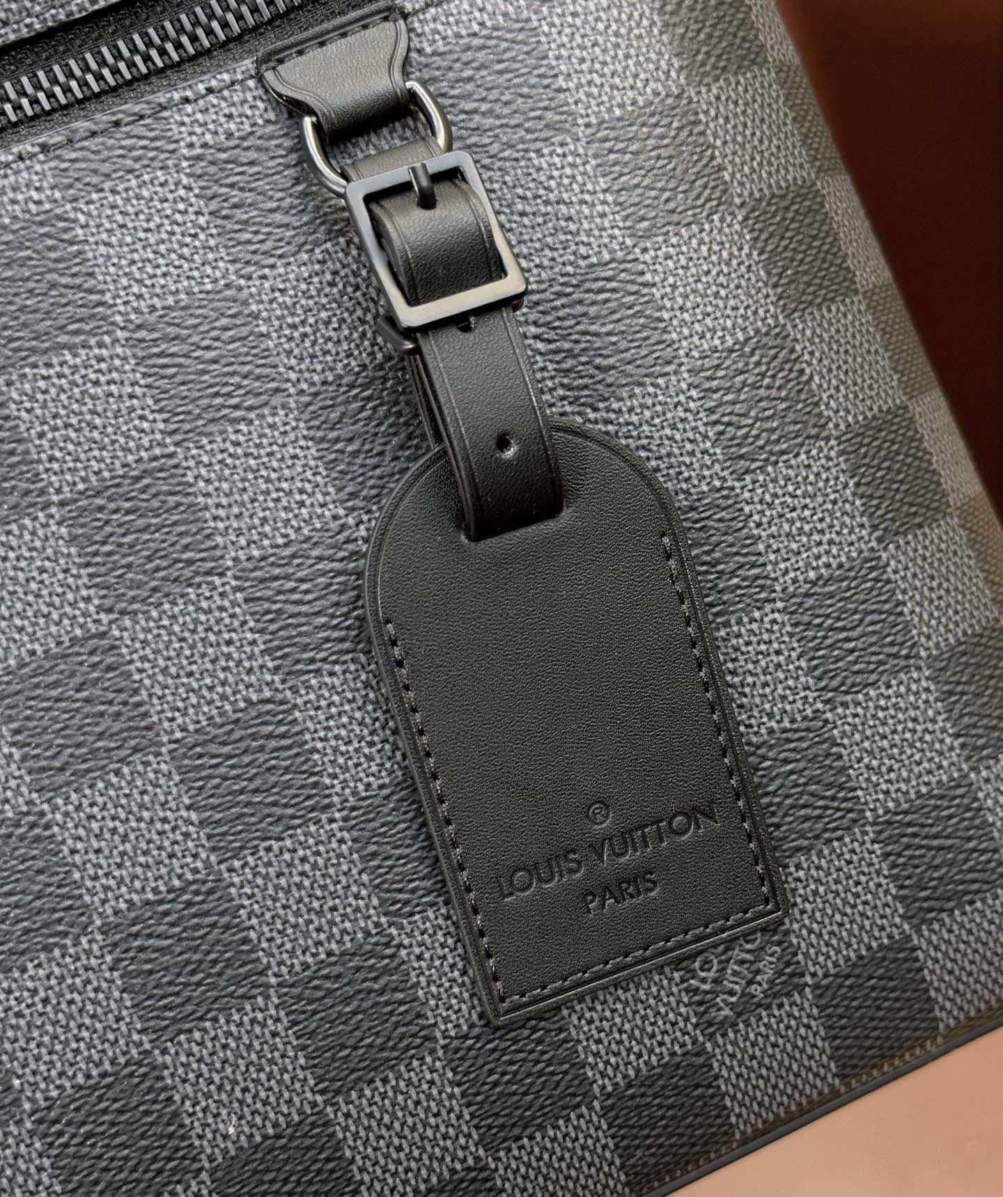 Exquisitos bolsos de piel-3