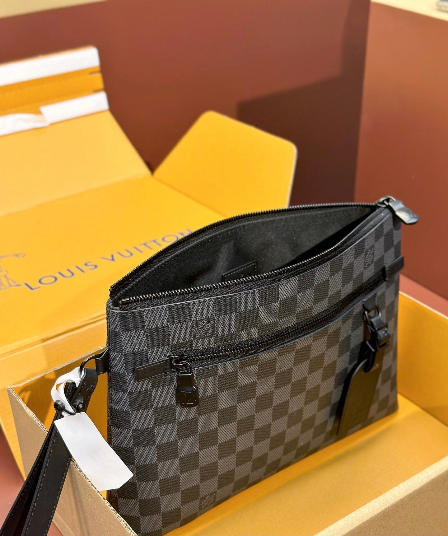 Exquisitos bolsos de piel-3