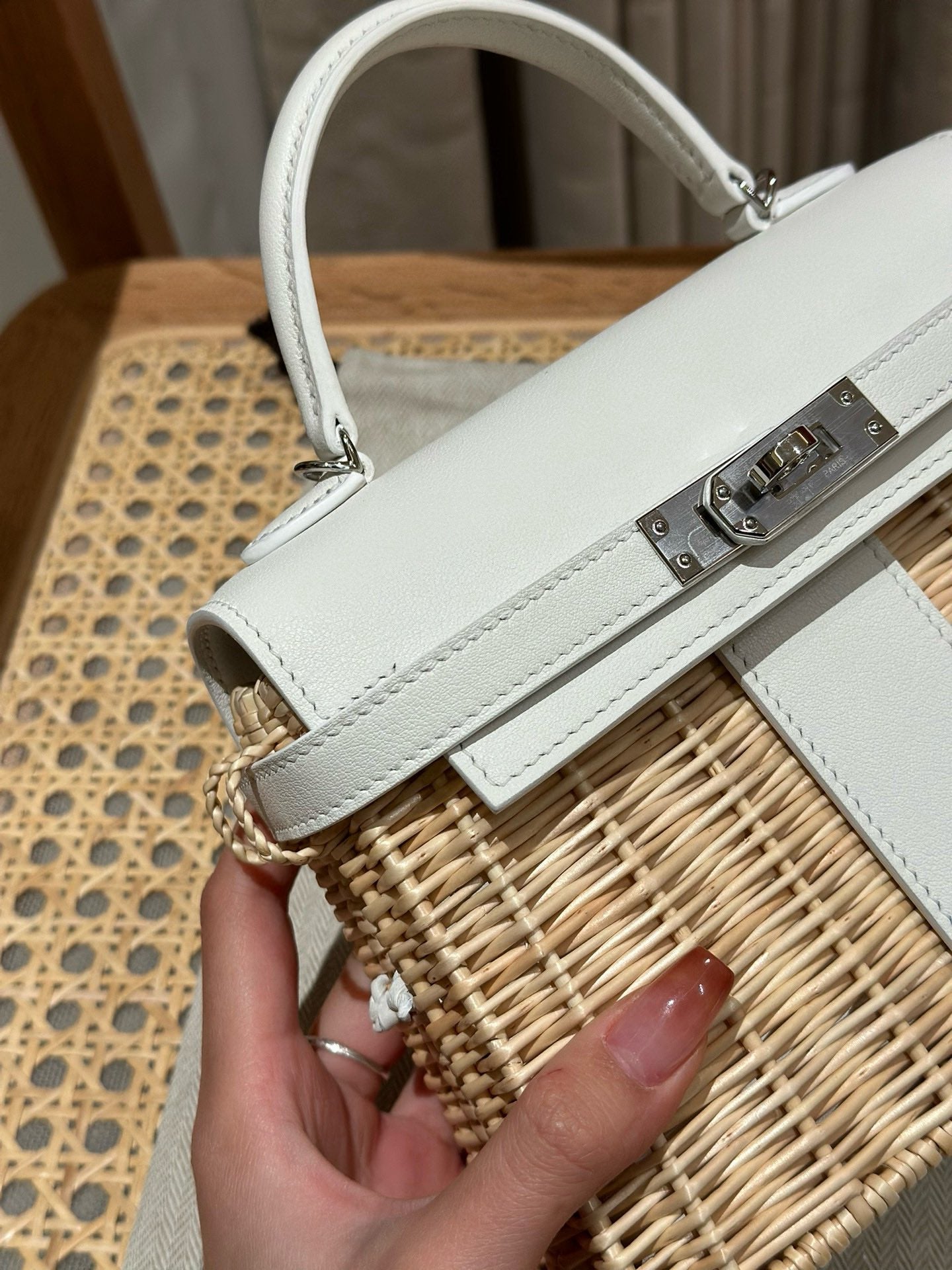 Exquisitos bolsos de piel-38