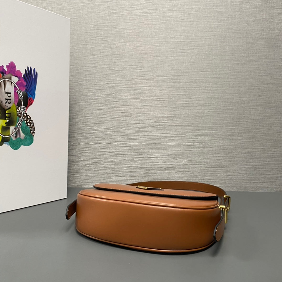 Exquisitos bolsos de piel-350
