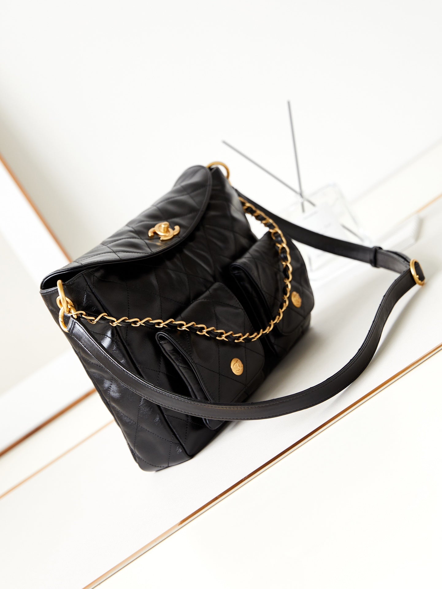 Exquisitos bolsos de piel-334