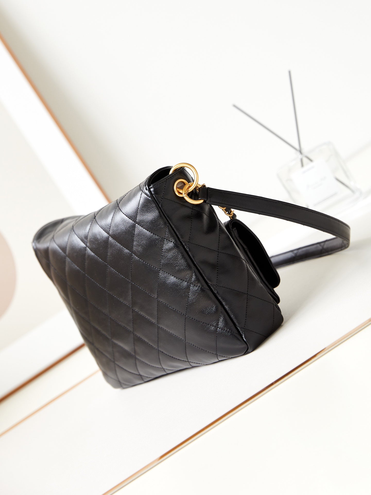 Exquisitos bolsos de piel-334