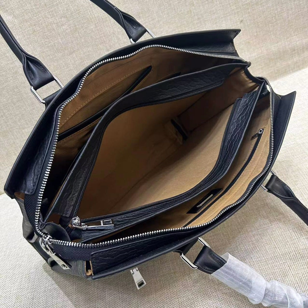 Exquisitos bolsos de piel-329