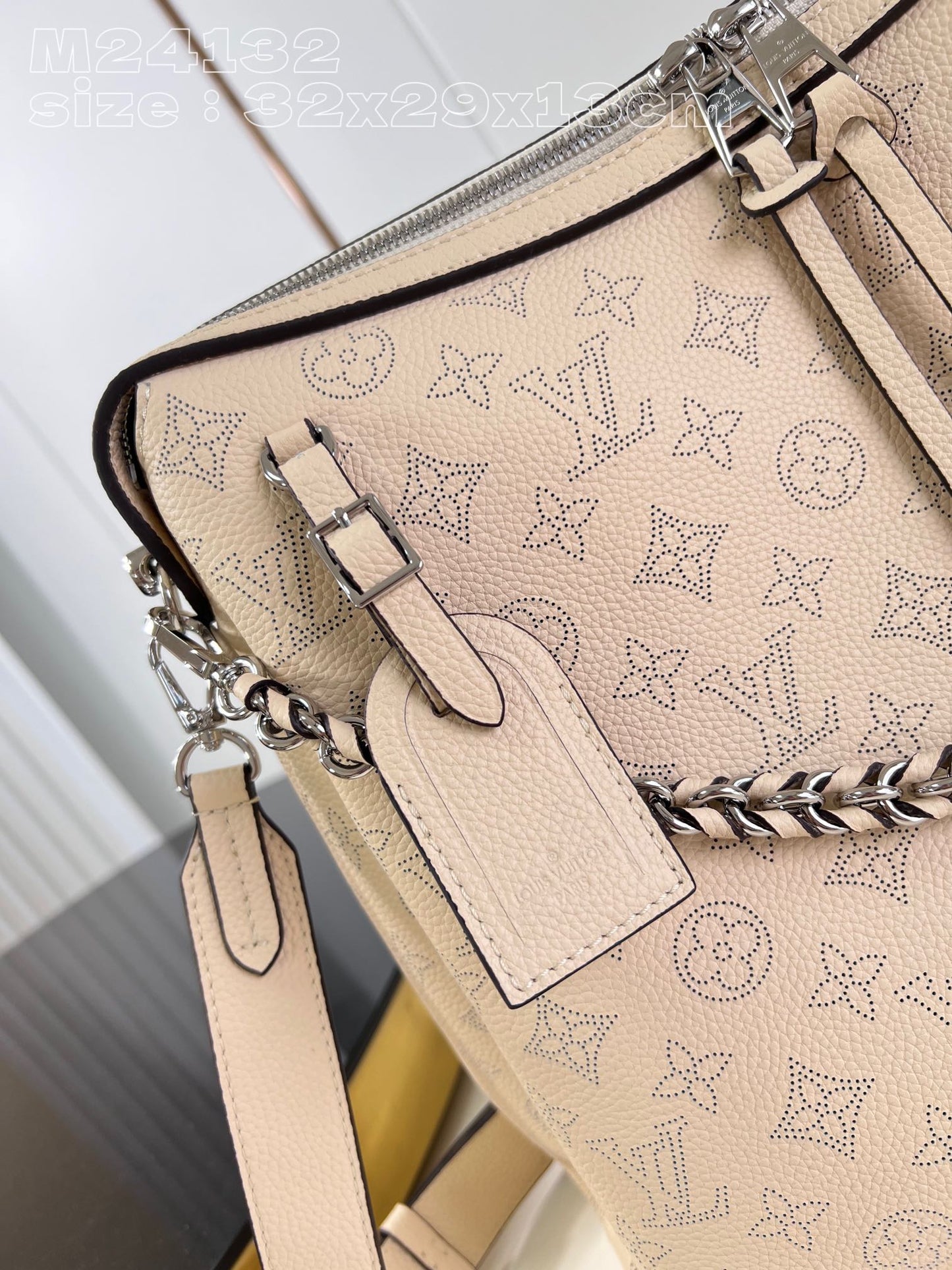 Exquisitos bolsos de piel-325