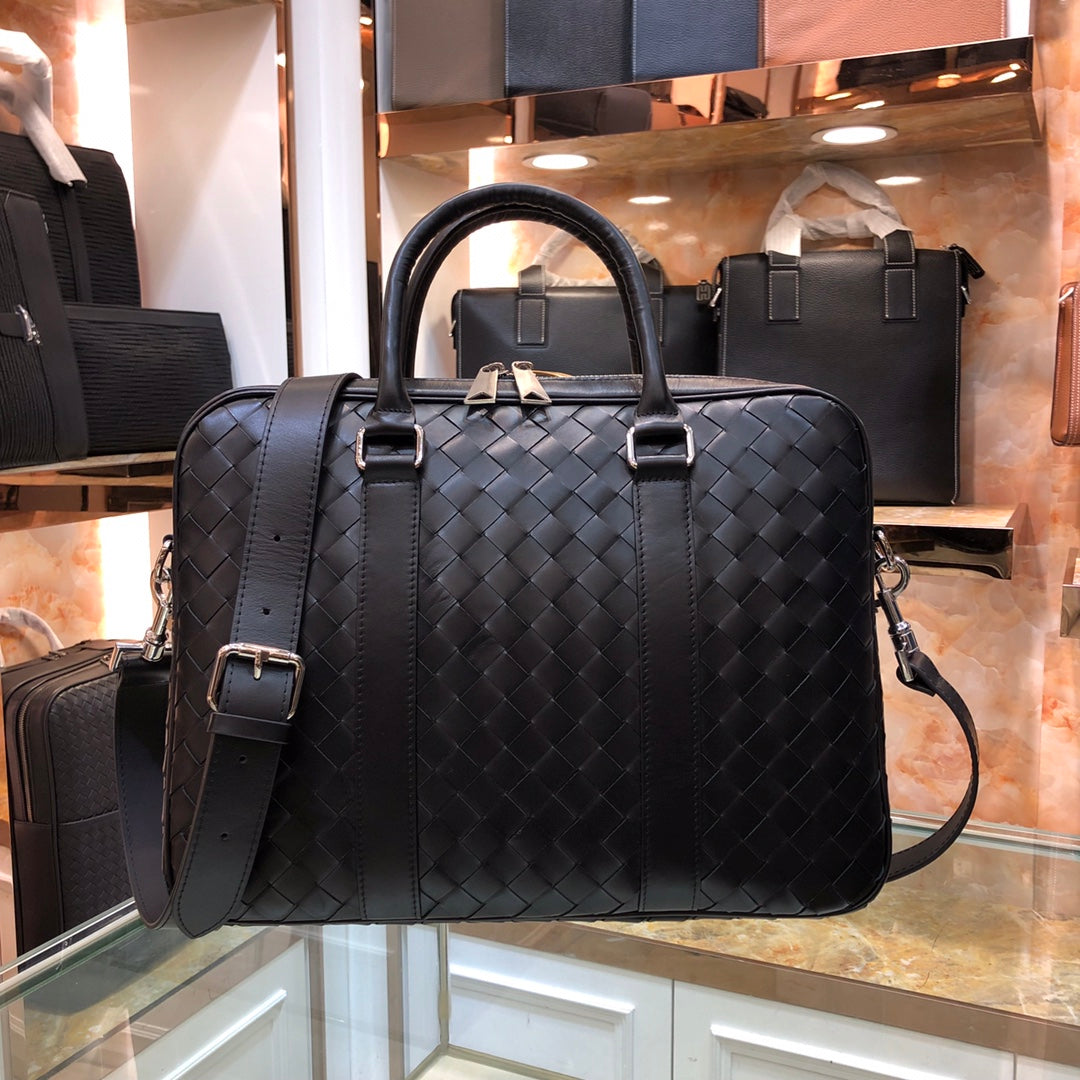 Exquisitos bolsos de piel-323