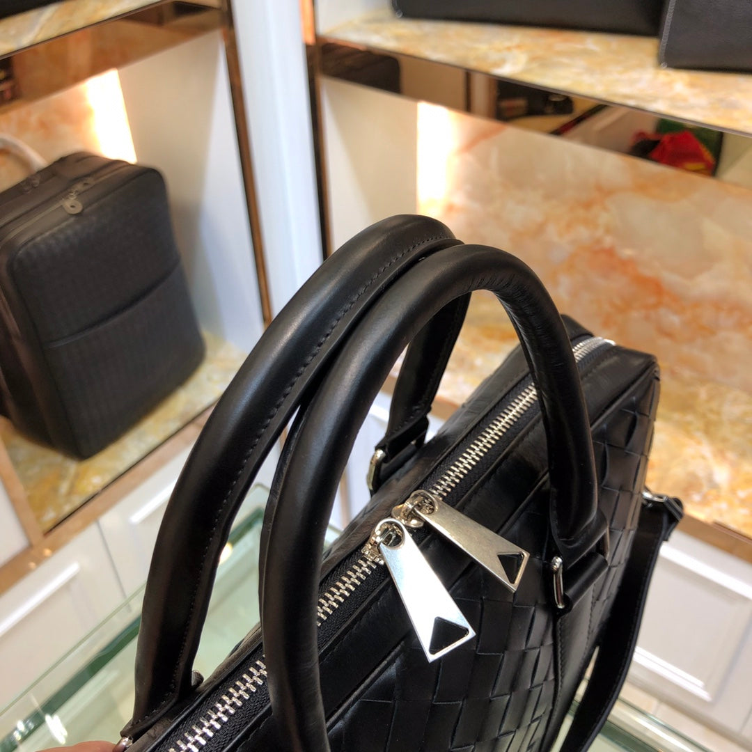 Exquisitos bolsos de piel-323