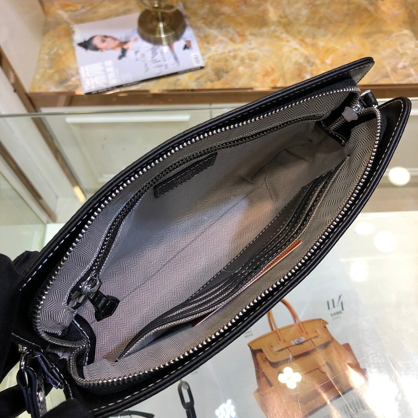 Exquisitos bolsos de piel-300
