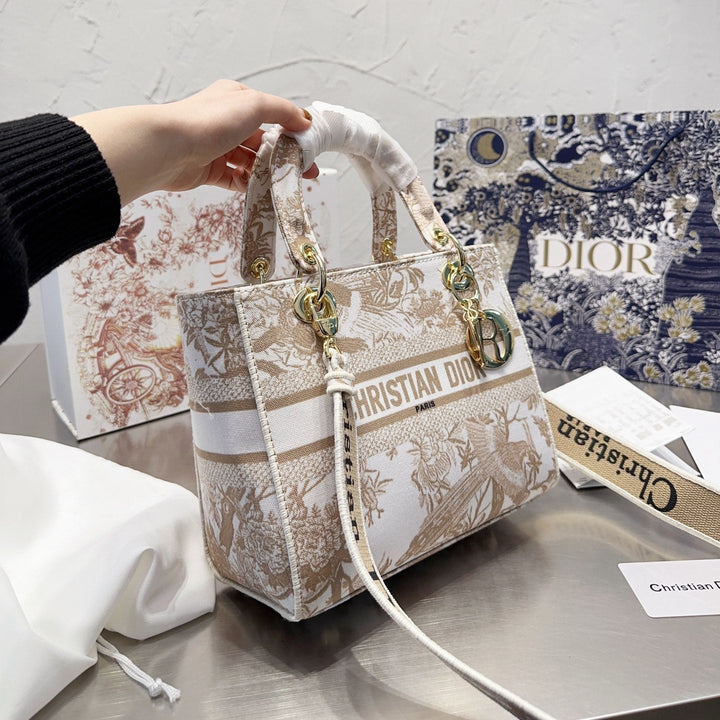 Exquisite leather bags-614