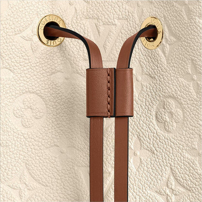 Exquisitos bolsos de piel-1379