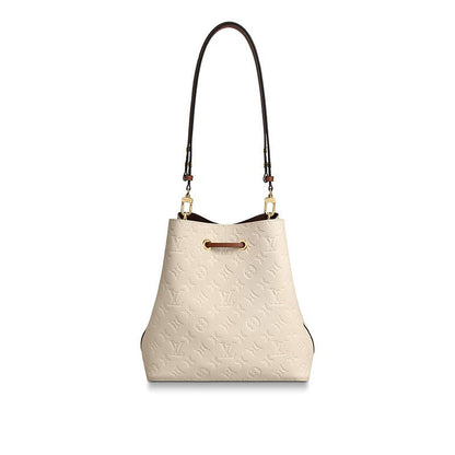 Exquisitos bolsos de piel-1379
