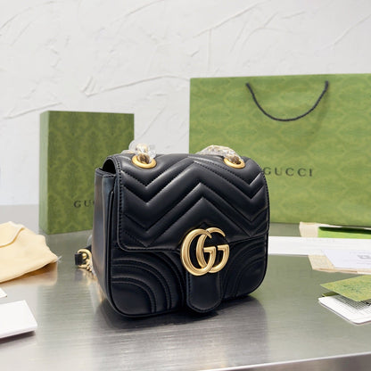 Exquisitos bolsos de piel-628