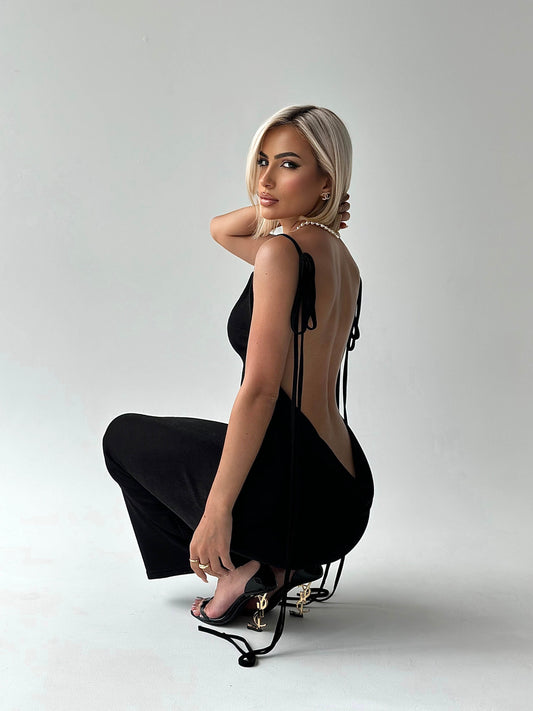 Celiora Backless Maxi Dress