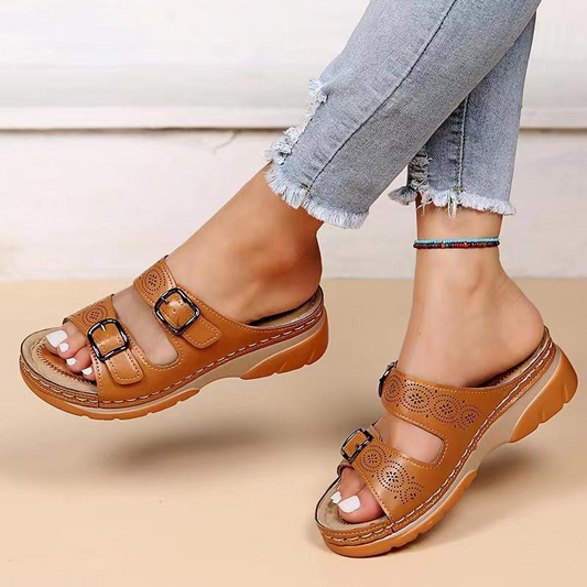 Clara | Orthopedic leather sandals