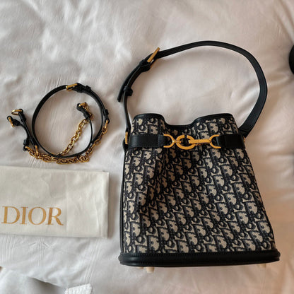 Exquisitos bolsos de piel-630