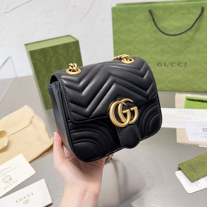 Exquisitos bolsos de piel-628