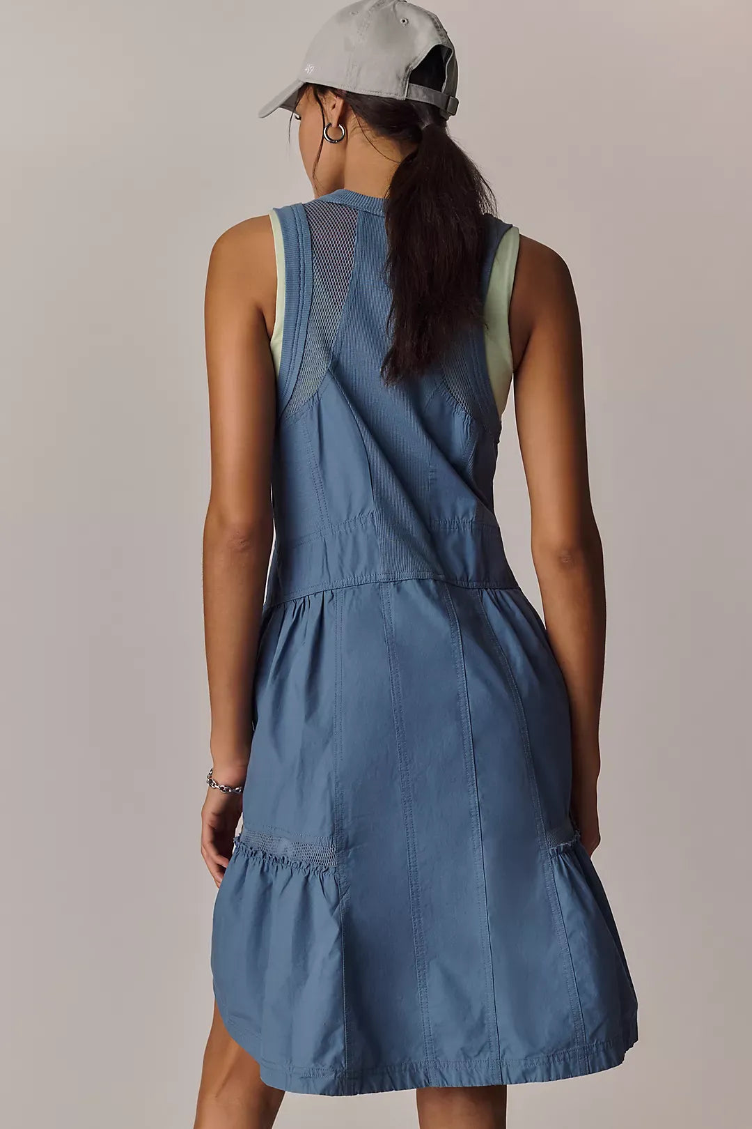 Momentum Mini: Your Everyday Utility Muse