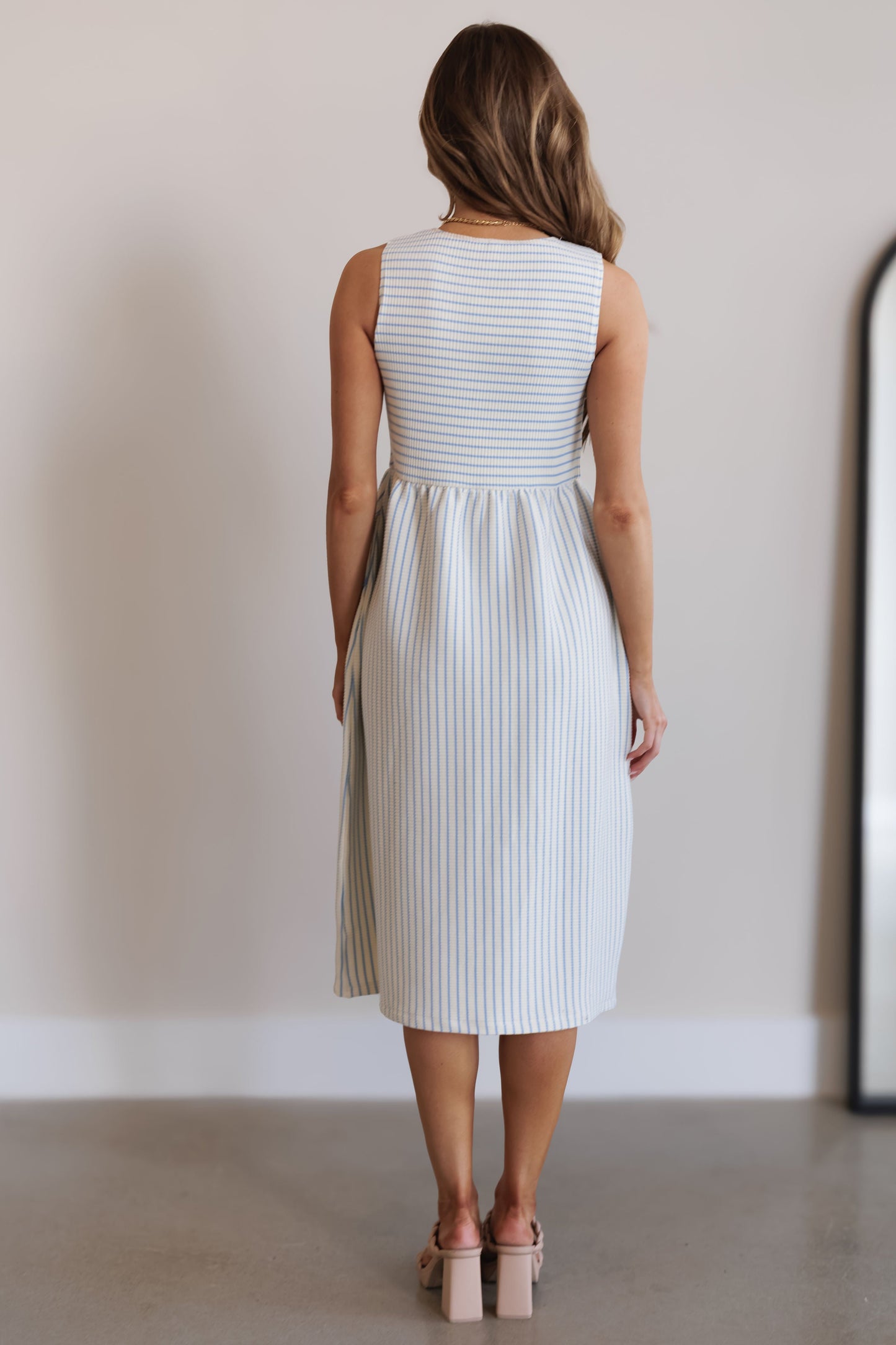 Vestido Brynlee - Cielo/Crema