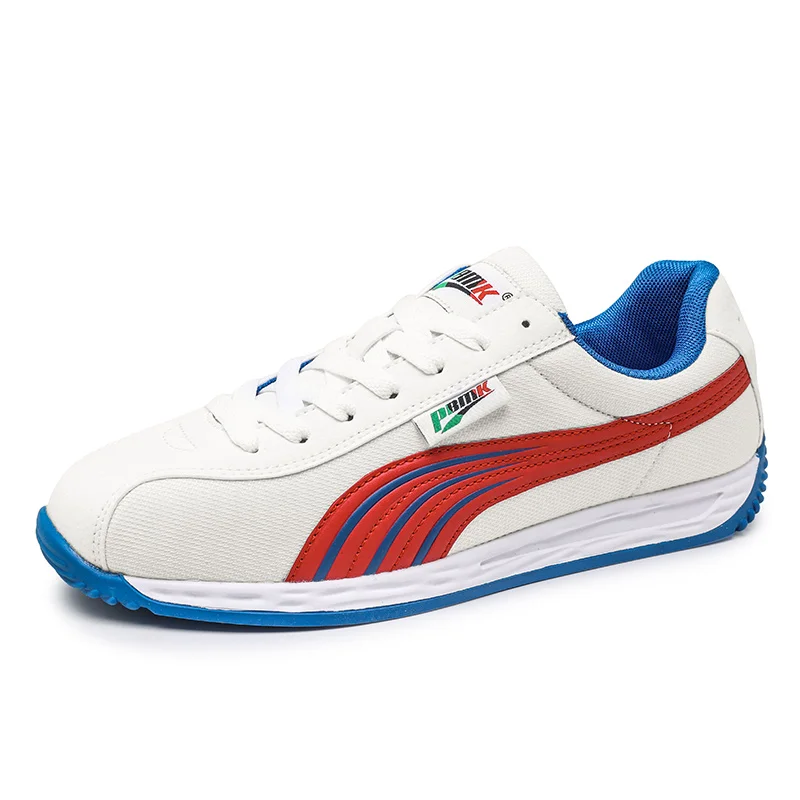 Nova Retro Sneakers