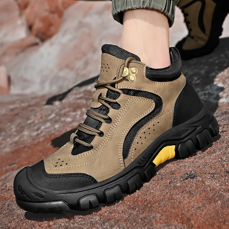 Trail Venture Hiking Boots