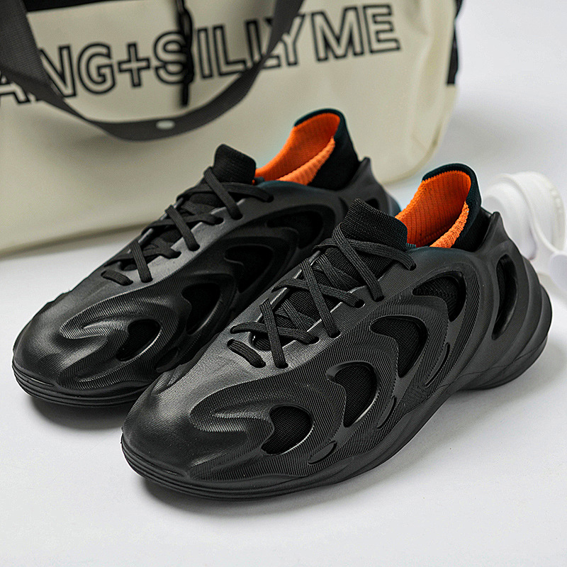 Hype Gravity Sneakers
