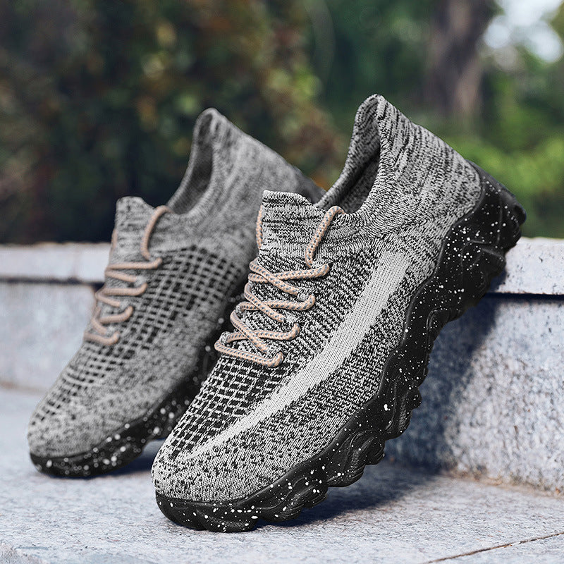 Nova Flyknit Sneakers