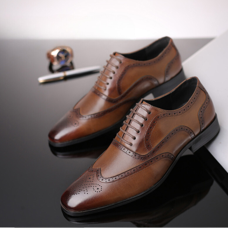 Zapatos de vestir brogue de cuero Oxford