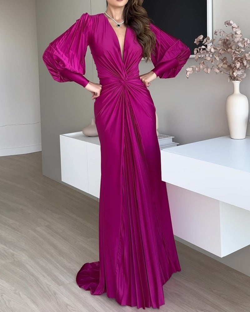 Long sleeve waist solid color pleated dress