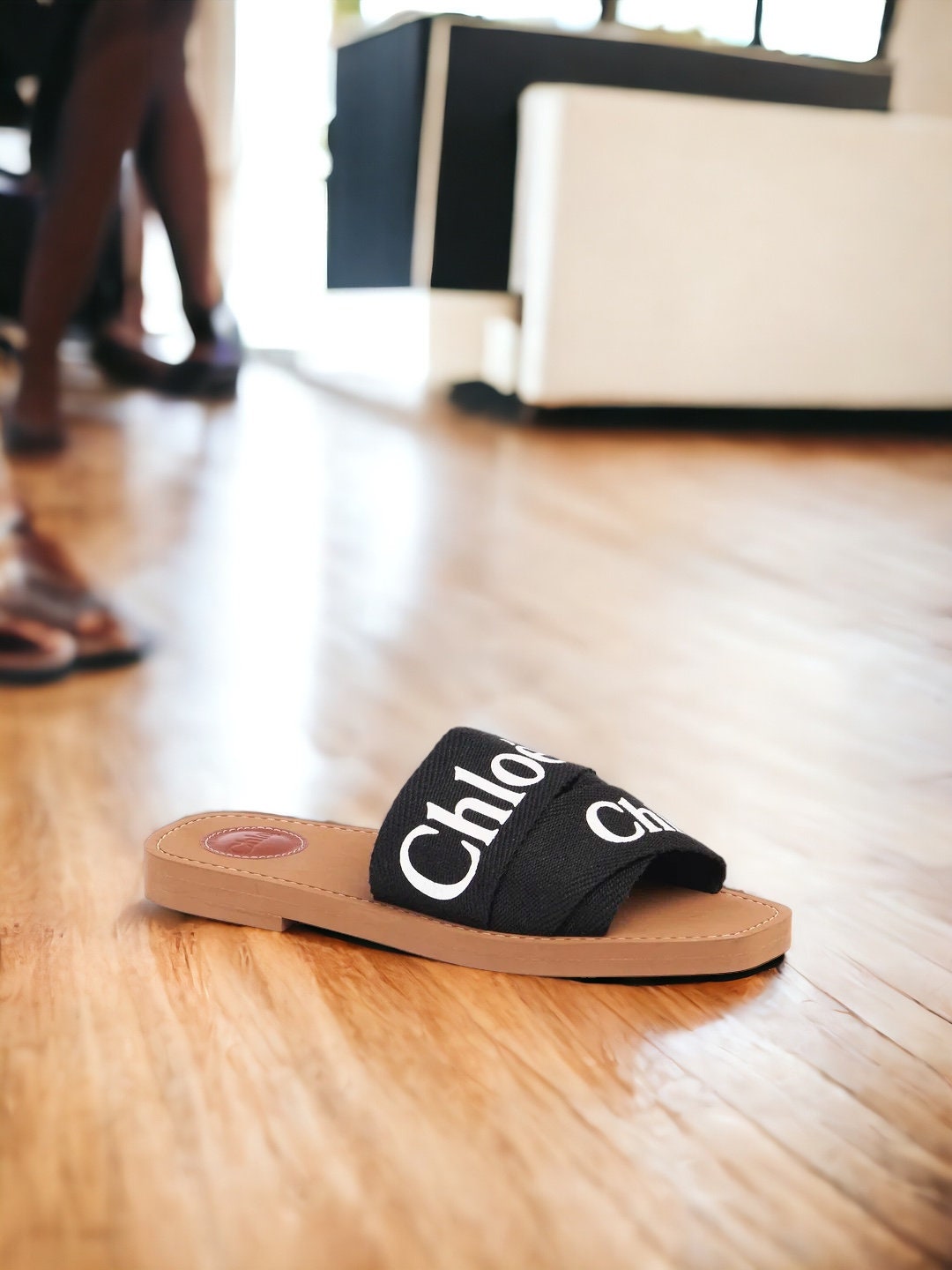 Woody Flat Sandals – Casual Luxury for Summer