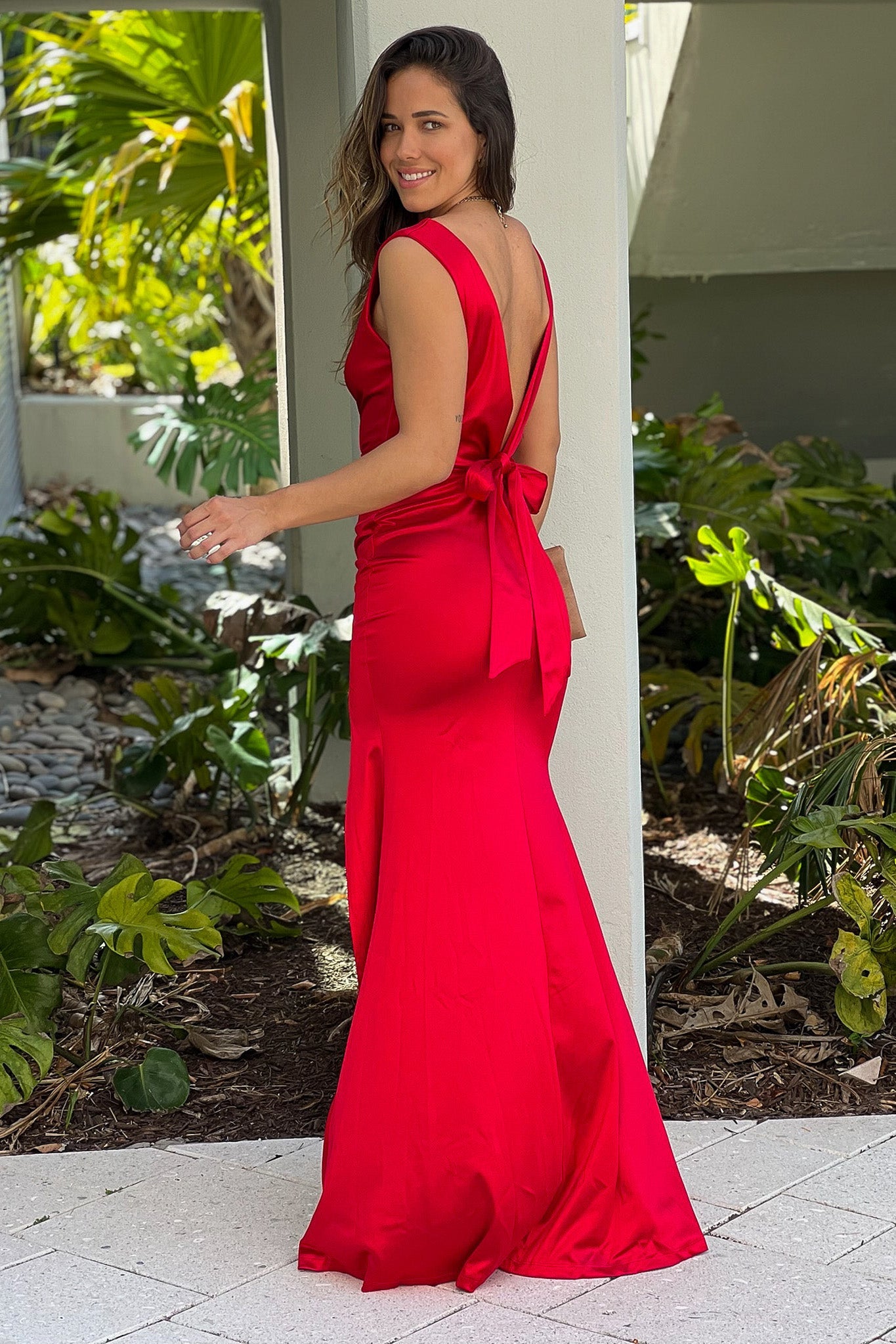 Red Maxi Dress With Open Back And Bow