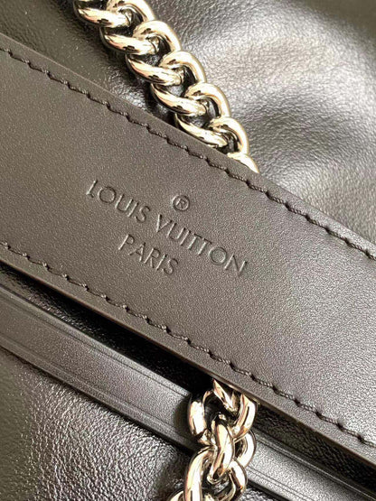 Exquisitos bolsos de piel-391