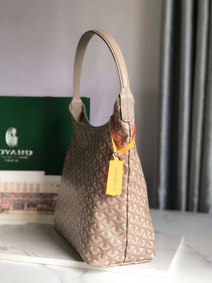 Exquisitos bolsos de piel-380