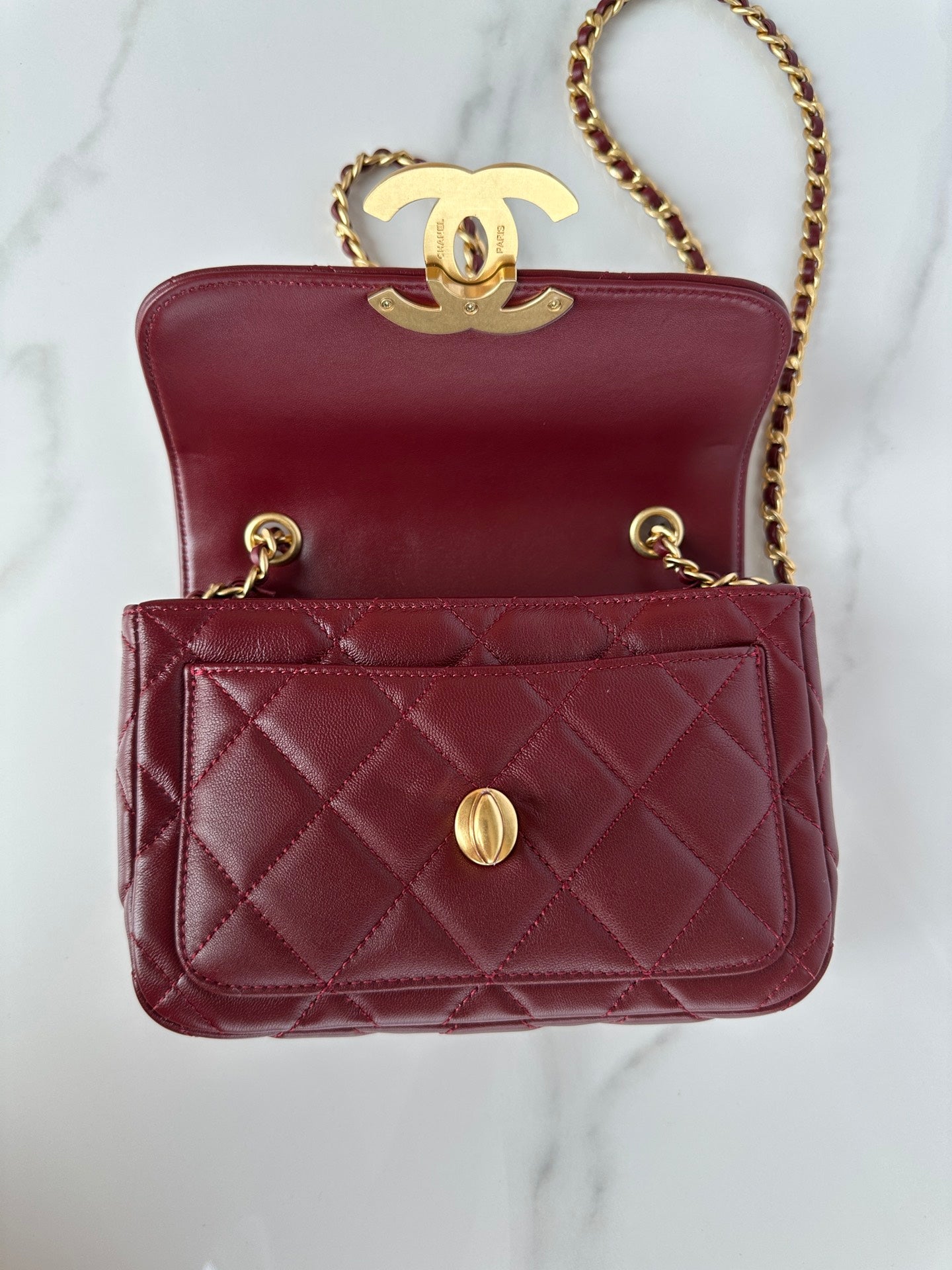 Exquisite leather bags-379