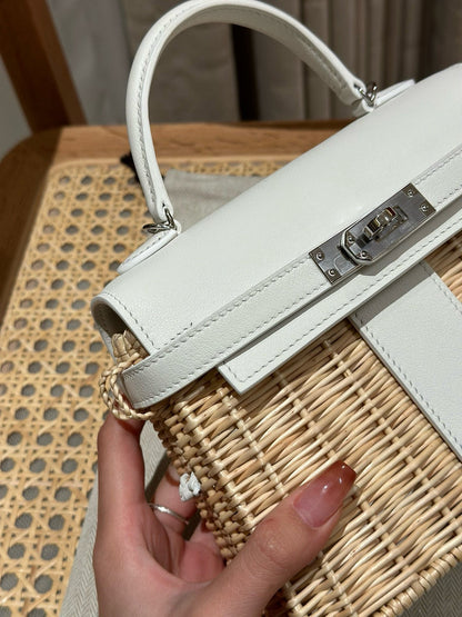 Exquisitos bolsos de piel-38