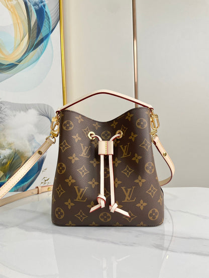 Bolsos de piel exquisitos-348