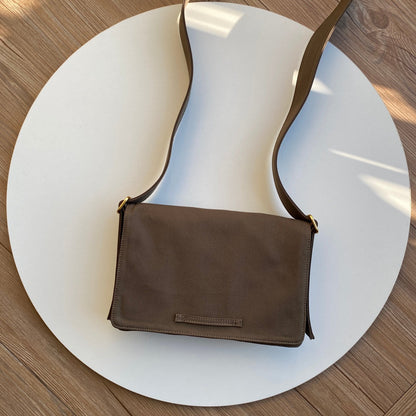 Exquisitos bolsos de piel-318