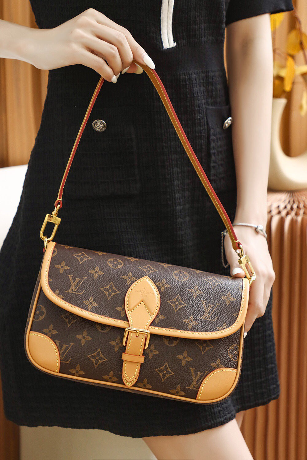 Exquisite leather bags-288