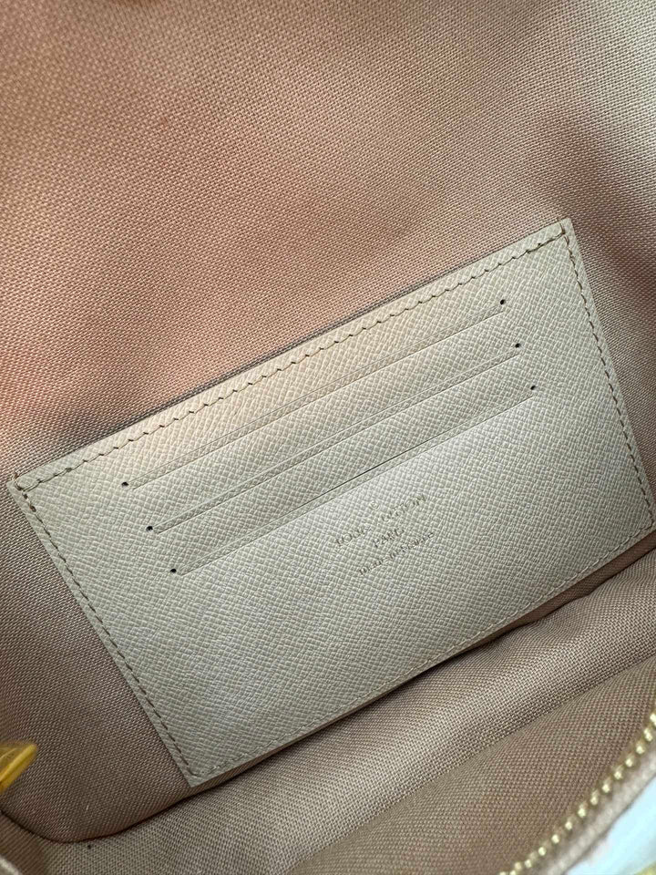 Exquisite leather bags-158